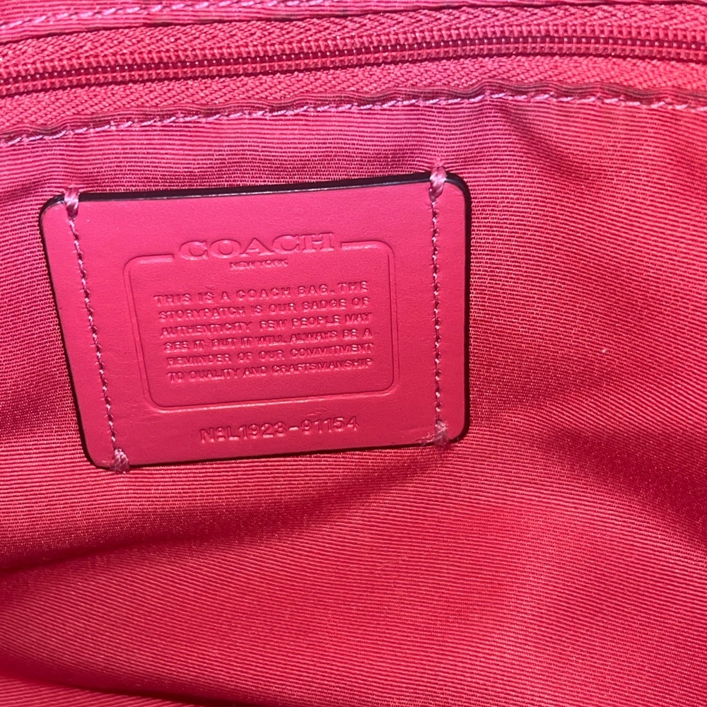 Coach Pebbled Leather Shoulder Bag in Bright Pink with Gold Hardware - Picture 6 of 8